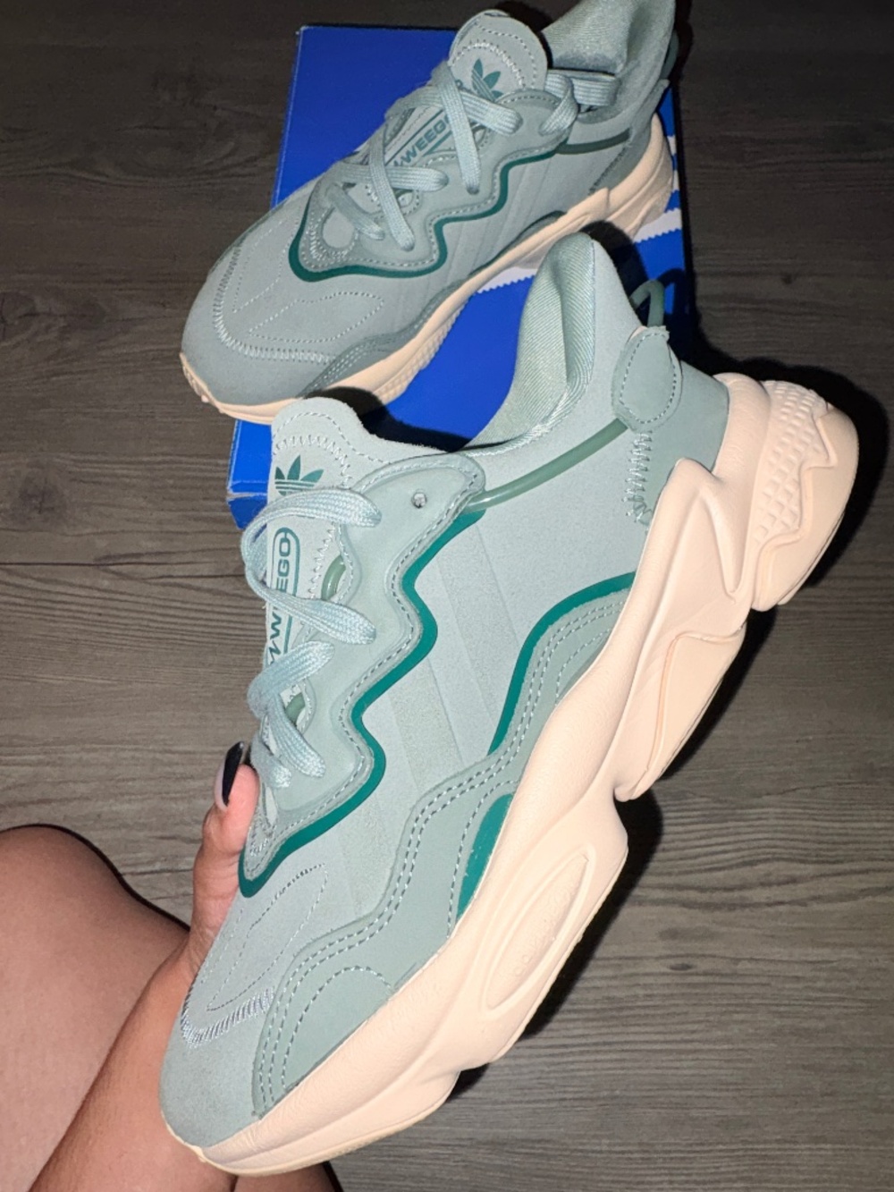 OZWEEGO ADIDAS